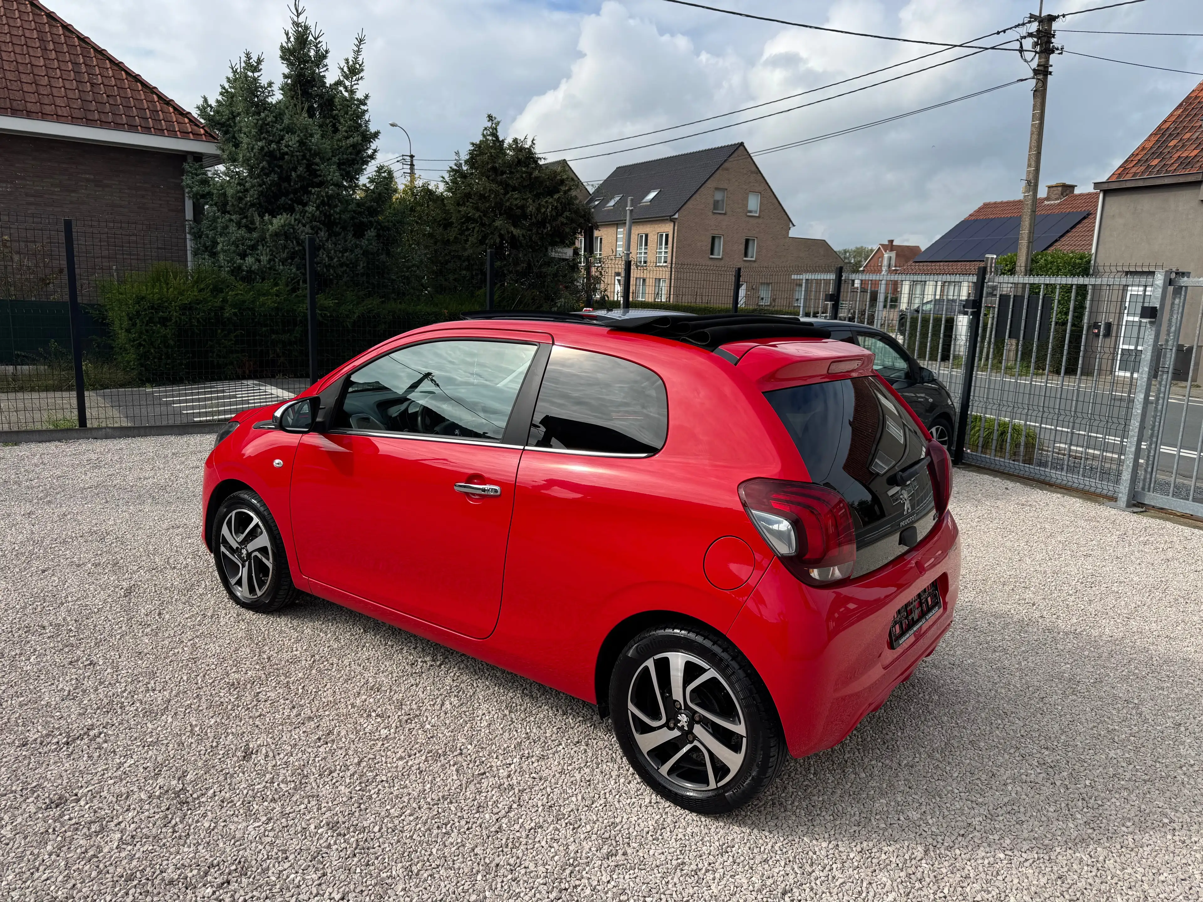 Peugeot 108 108 1.0 VTi Top! Allure ETG — photo 2
