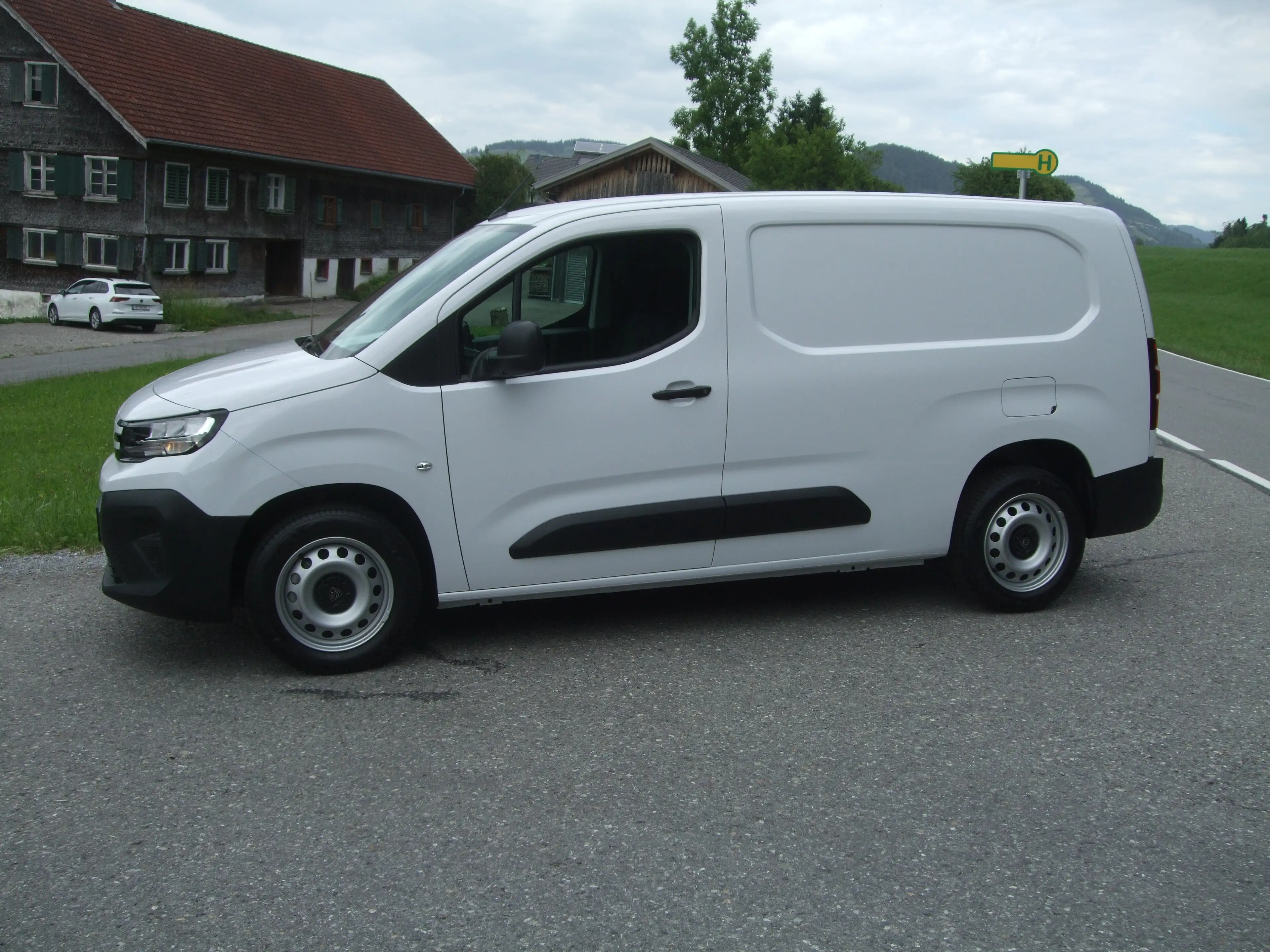 Peugeot Partner Lang BHDI 100 — photo 8
