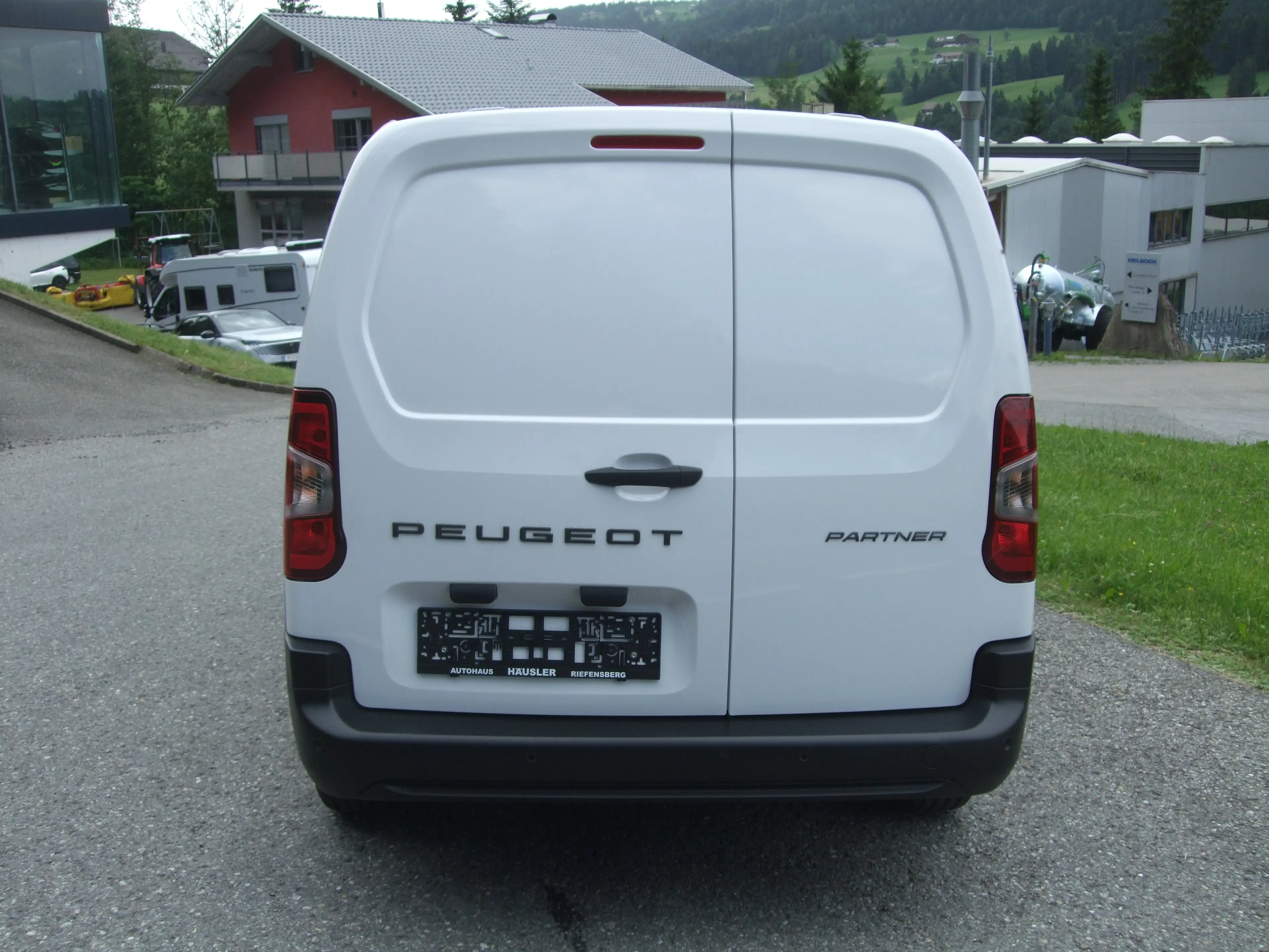 Peugeot Partner Lang BHDI 100 — photo 6