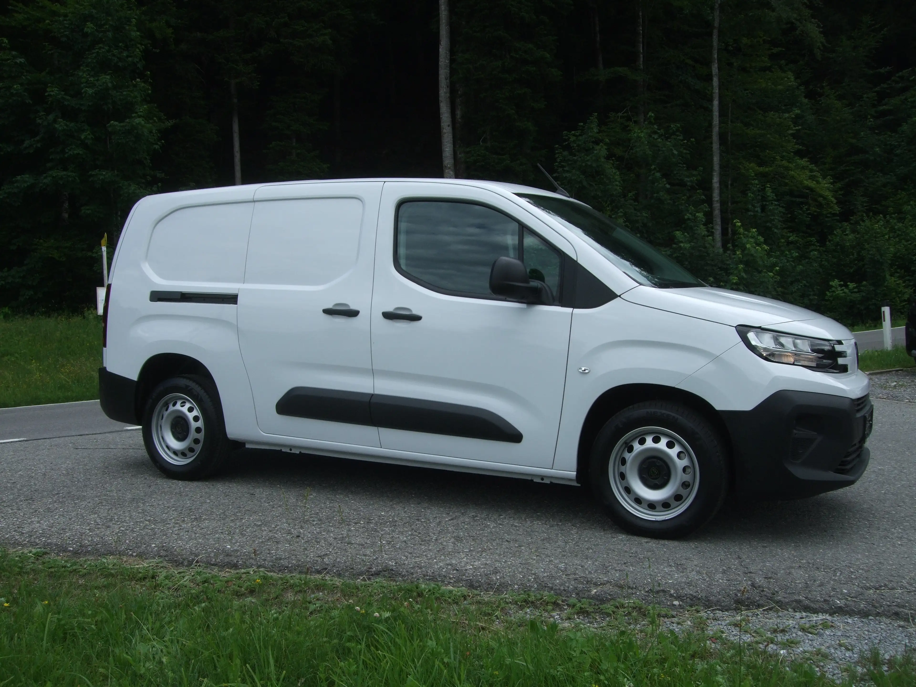 Peugeot Partner Lang BHDI 100 — photo 4