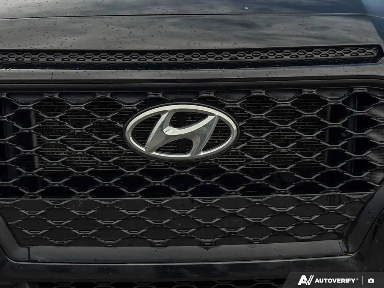 Hyundai KONA снимка Hyundai KONA