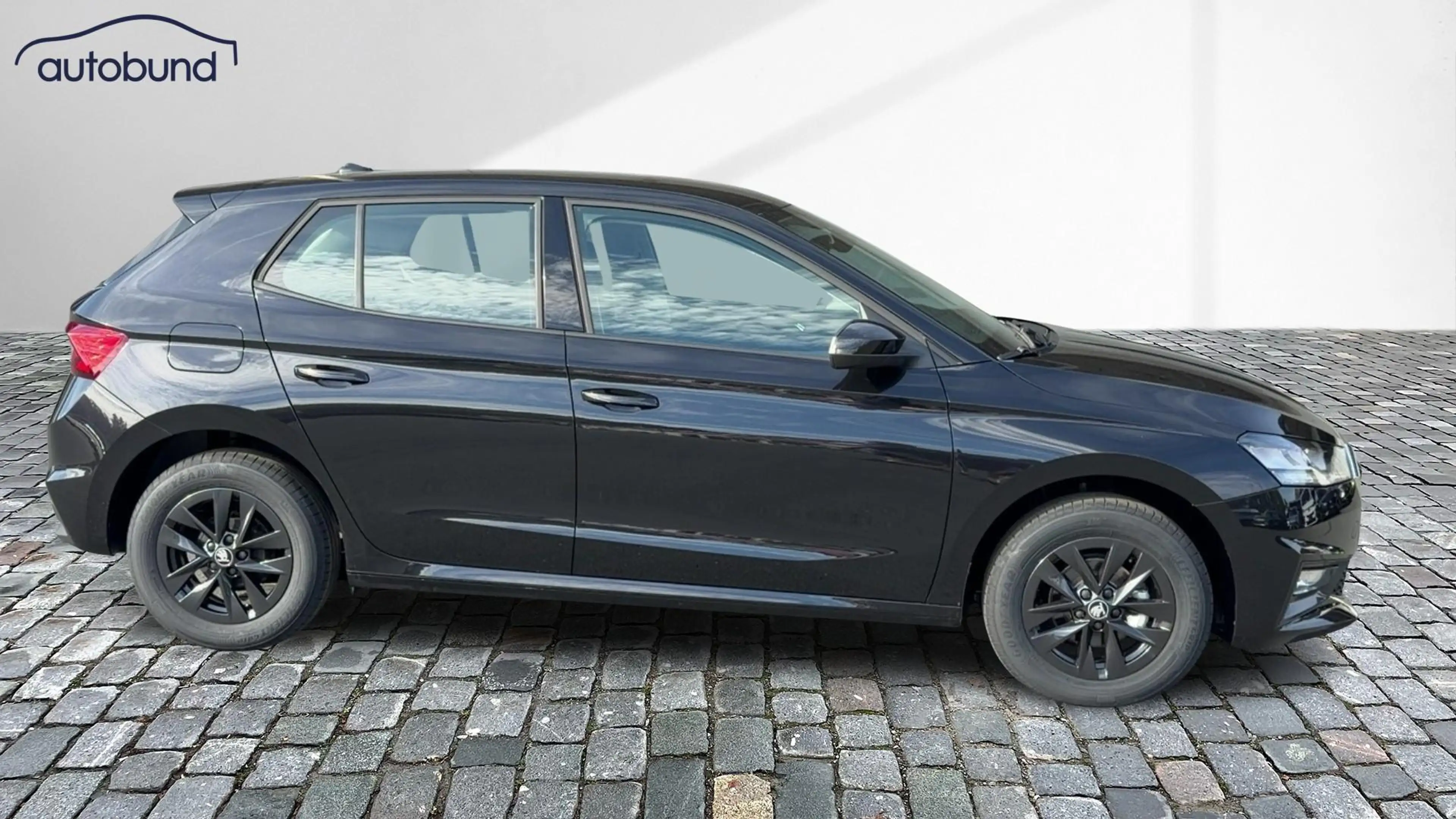 Skoda Fabia IV 1,0 MPI 130 Jahre AHK LED Link NBA PDC RFK SHA Shz — photo 4