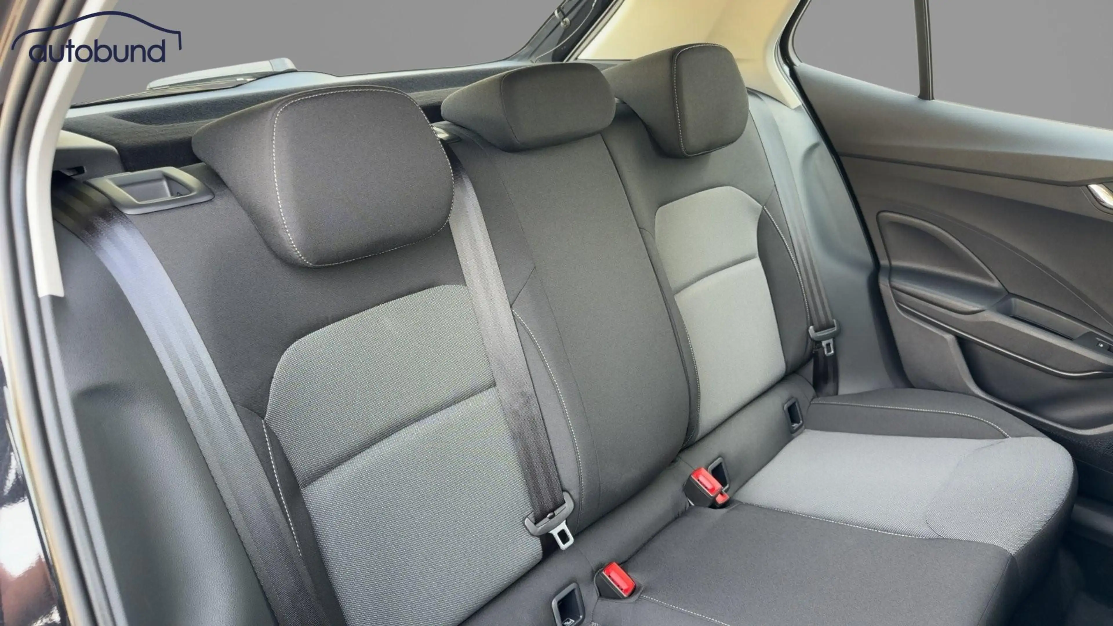 Skoda Fabia IV 1,0 MPI 130 Jahre AHK LED Link NBA PDC RFK SHA Shz — photo 7