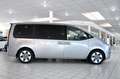 Hyundai STARIA 2.2 CRDi 9 Si. LED * NAVI *TOTWINKEL *SHZ Argent - thumbnail 4