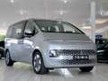 Hyundai STARIA 2.2 CRDi 9 Si. LED * NAVI *TOTWINKEL *SHZ Silber - thumbnail 1