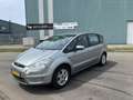 Ford S-Max 2.0-16V 146 PK. Zeer betrouwbare en onverwoestbare Grijs - thumbnail 1