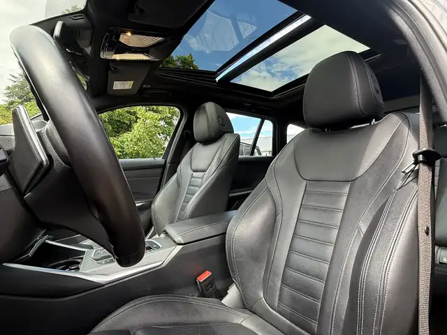 BMW 3 Series view 12