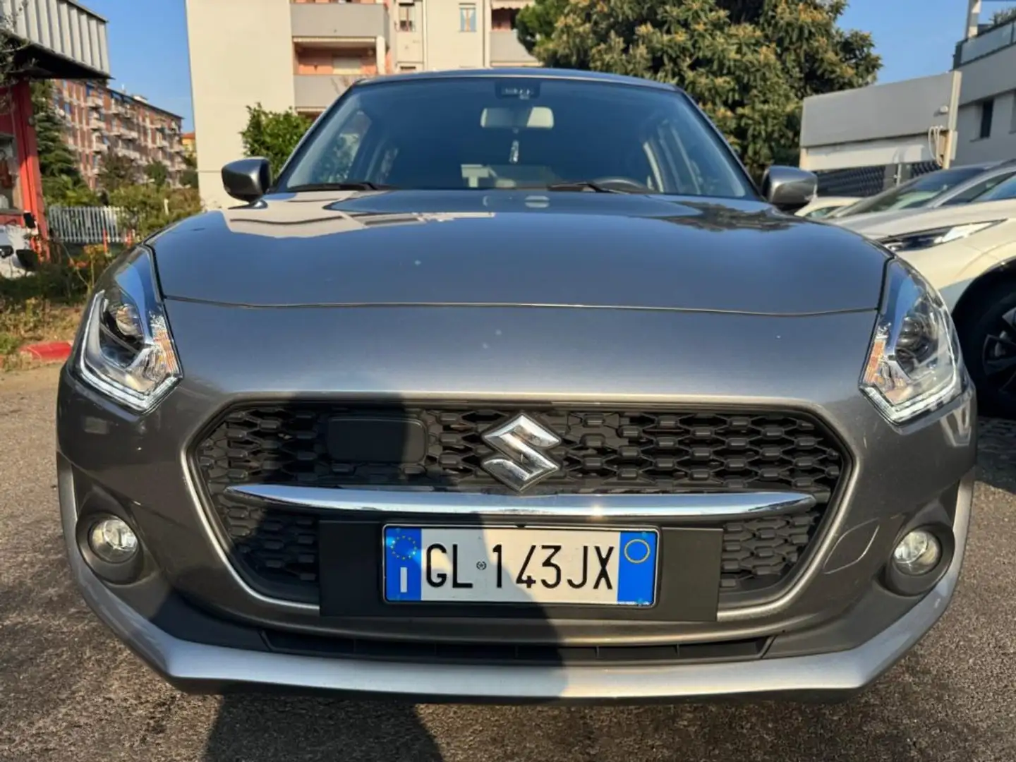 Suzuki Swift 1.2 Hybrid Top Grijs - 2