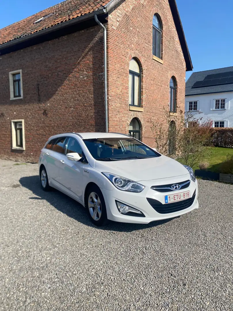 Hyundai i40 1.7 CRDi blue Style + EXTRA SET VELGEN Blanc - 1