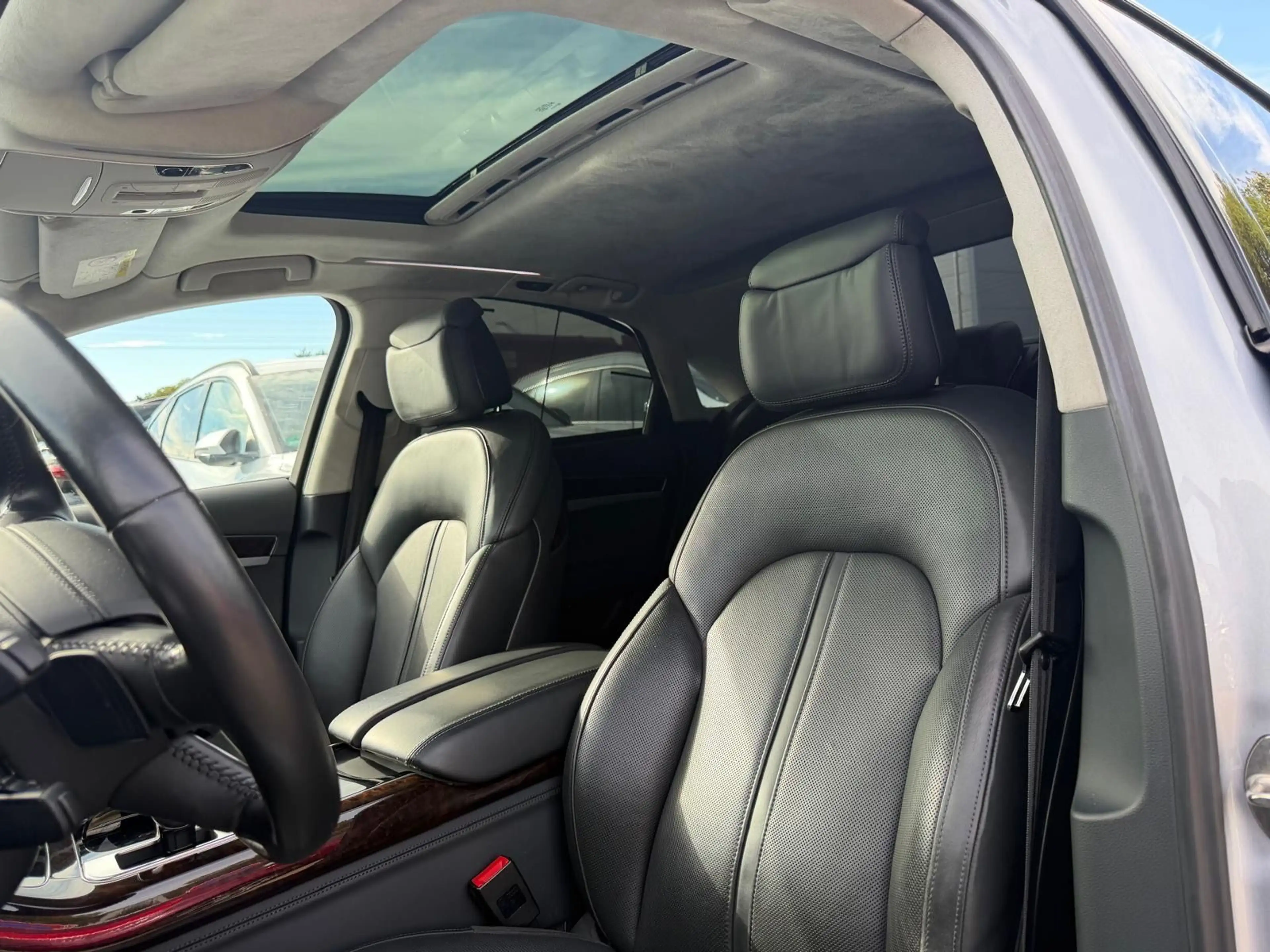 Audi A8 3.0 TDI NAVI*KAMERA*TOTWINKEL*HEAD-UP*SD*SHZ* — photo 6