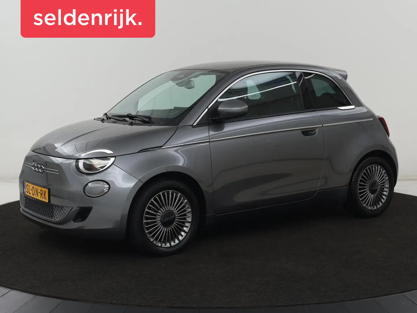 Fiat 500e Icon 42 kWh | 3 Fase | Carplay | Cruise control | Grau - 1
