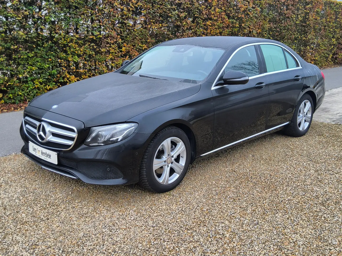 Mercedes-Benz E 200 E 200 Automatic 87000 km met GARANTIE Zwart - 1