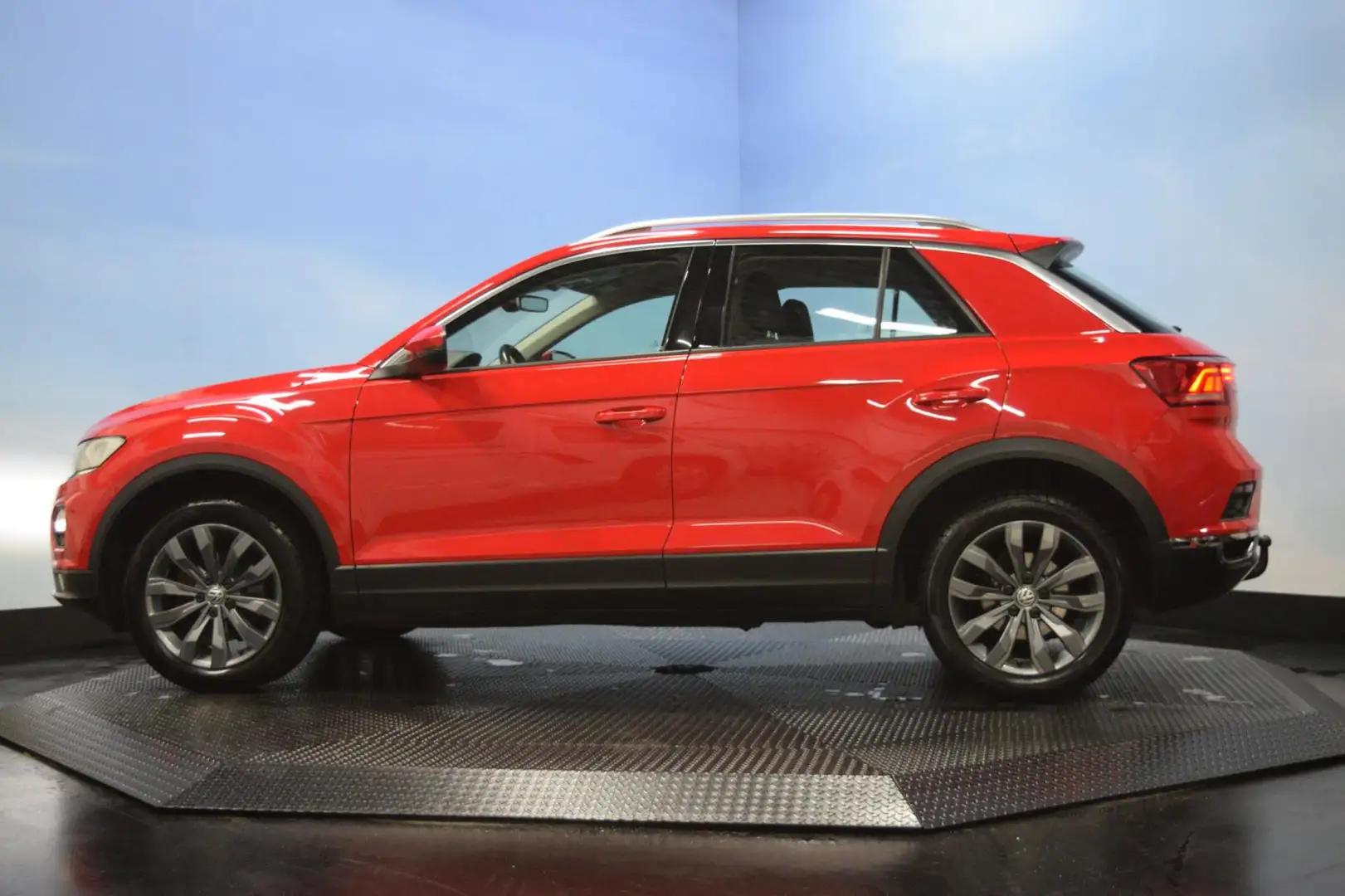Volkswagen T-Roc 1.0 TSI Style Business Intense Clima | Digital coc Rood - 2