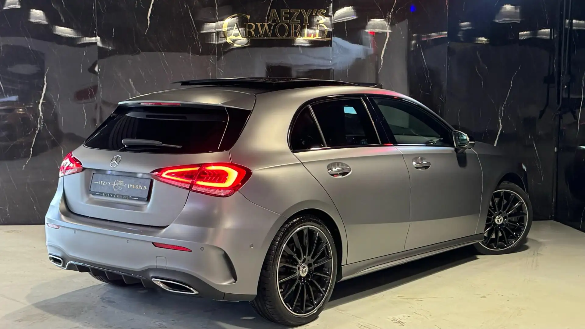 Mercedes-Benz A 250 AMG |PANO|KEYL|SFEER|CAM|ACC|LED Grijs - 2