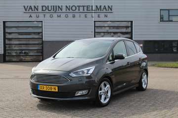 1.5 Titanium / Keyless / Camera / Stoel/stuurverwa