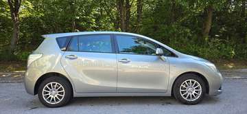 Verso 2.0 D-4D Edition*7-Sitzer*Panorama*PDC*AHK*TÜV-NEU