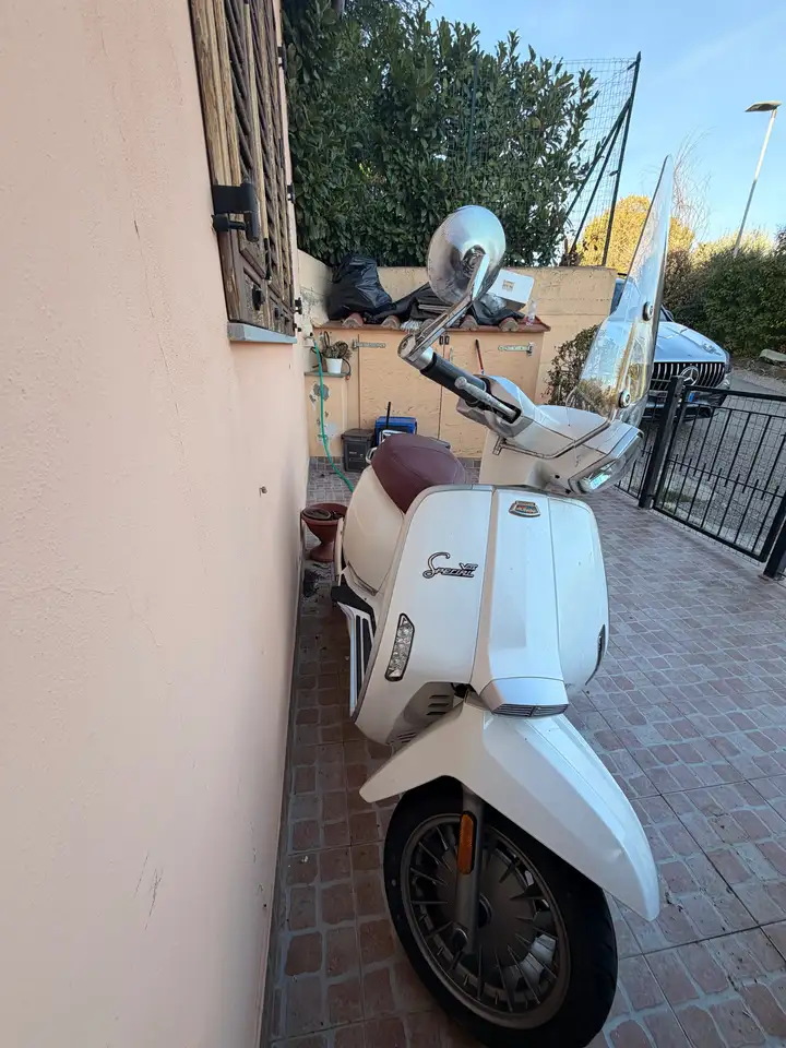 Lambretta V125