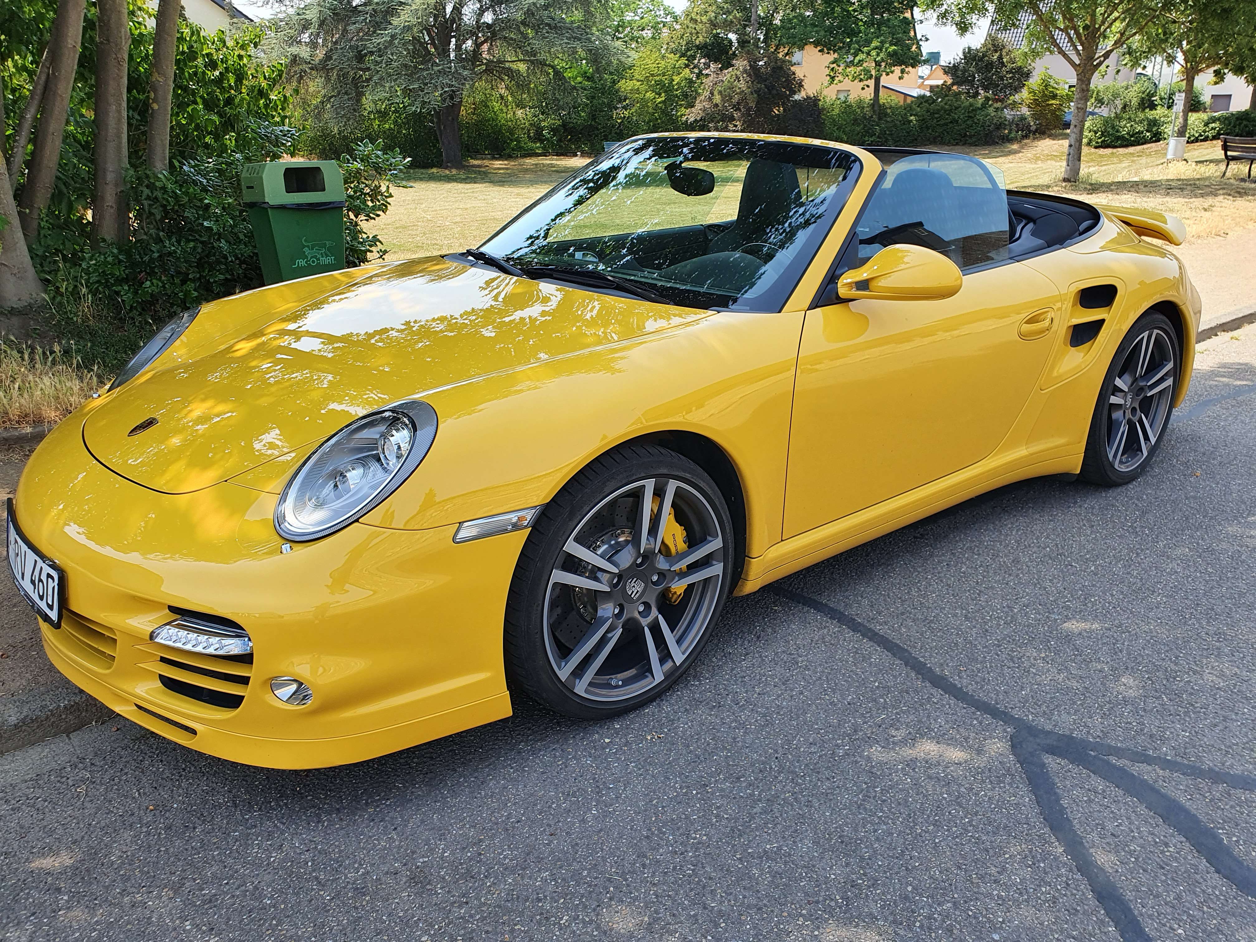 Second hand Porsche 911 