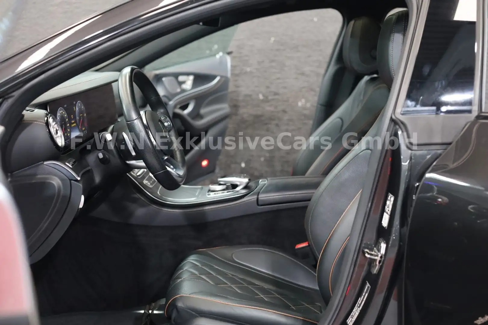 Mercedes-Benz CLS 400 d 4Matic Edition 1 AMG*Widesce.*360°ACC* Grau - 2