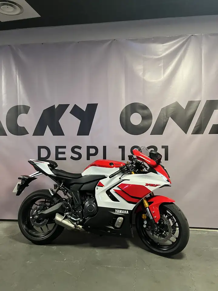 Yamaha YZF-R7