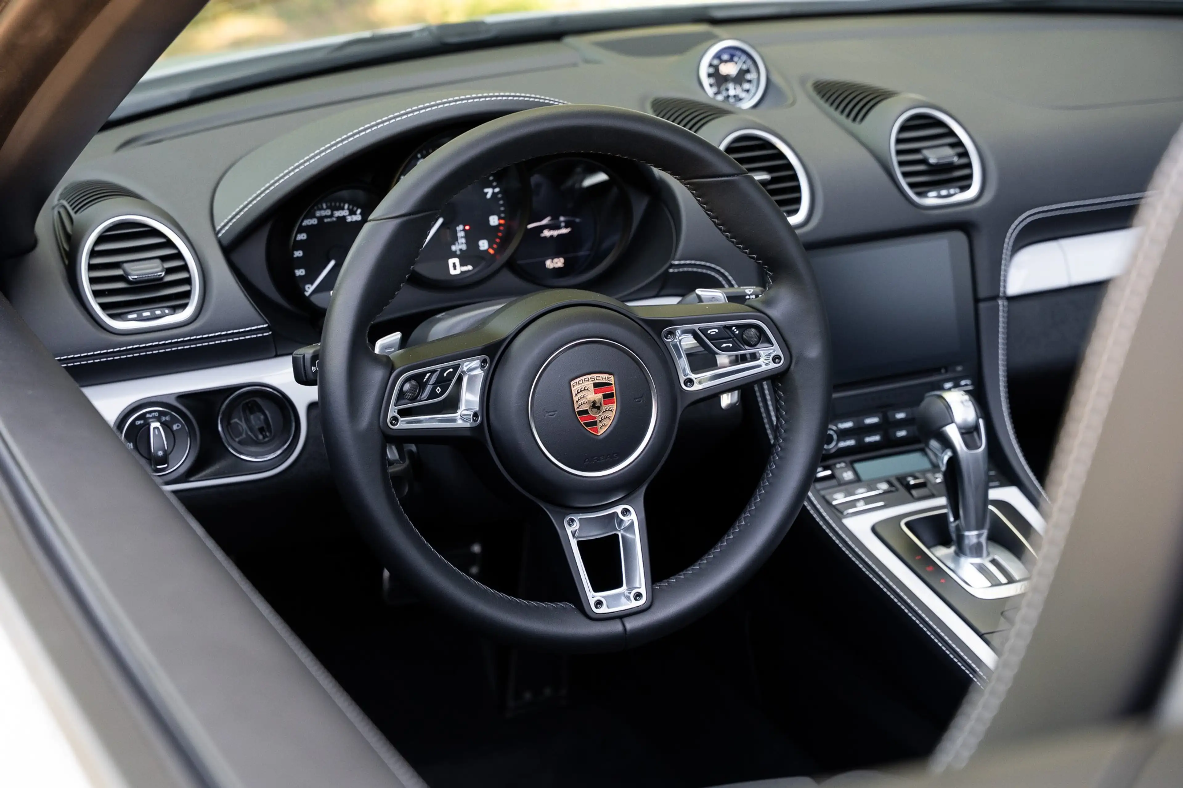Porsche 718 Spyder 718 Spyder PDK / Burmeister / PPF / Just Serviced — photo 11