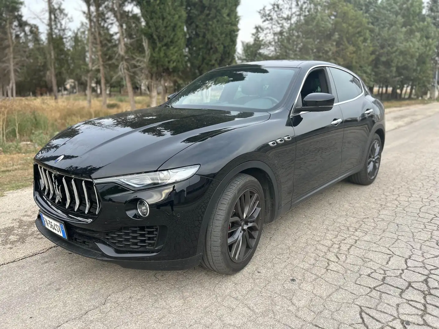 Maserati Levante 3.0 V6 Granlusso 250cv auto Nero - 1