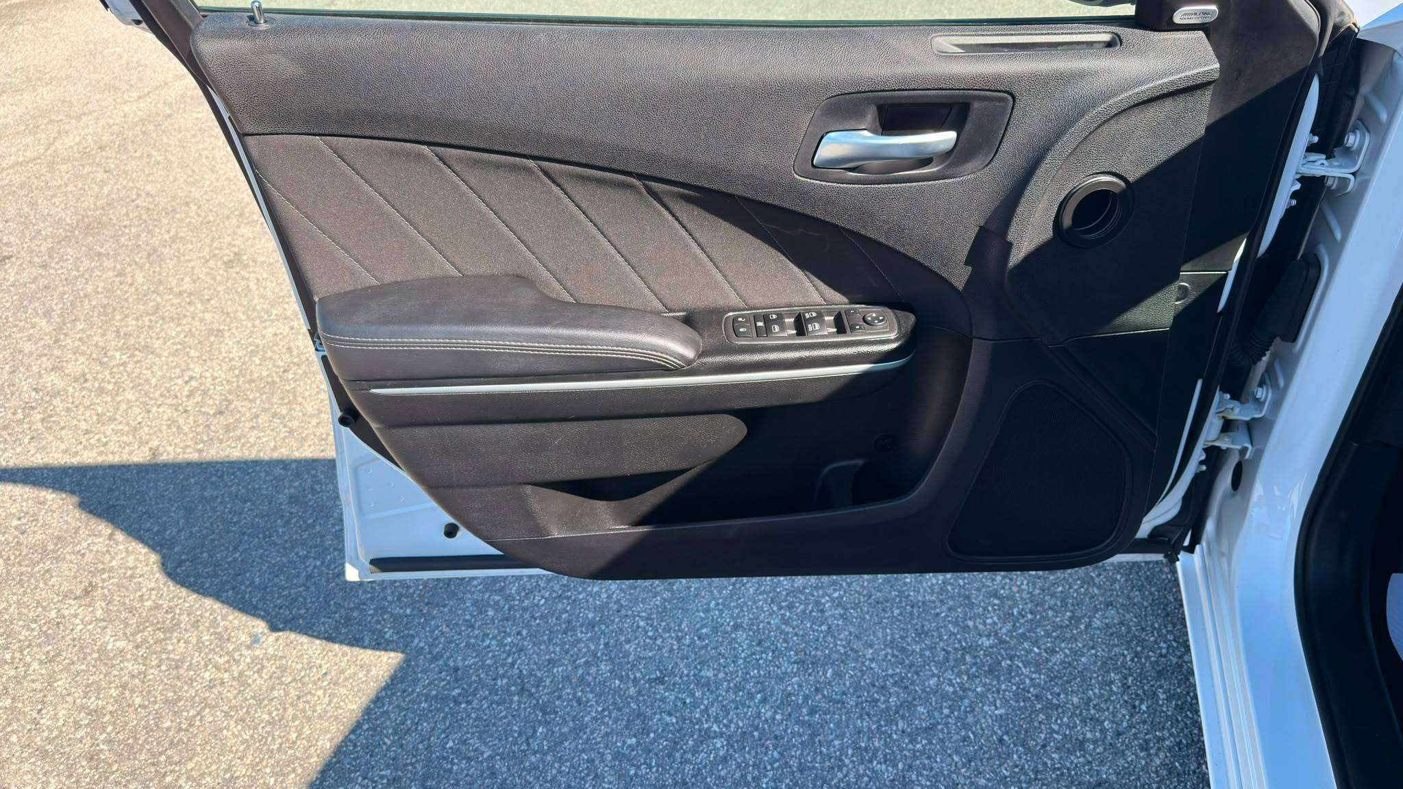 2023 Dodge Charger — view 10
