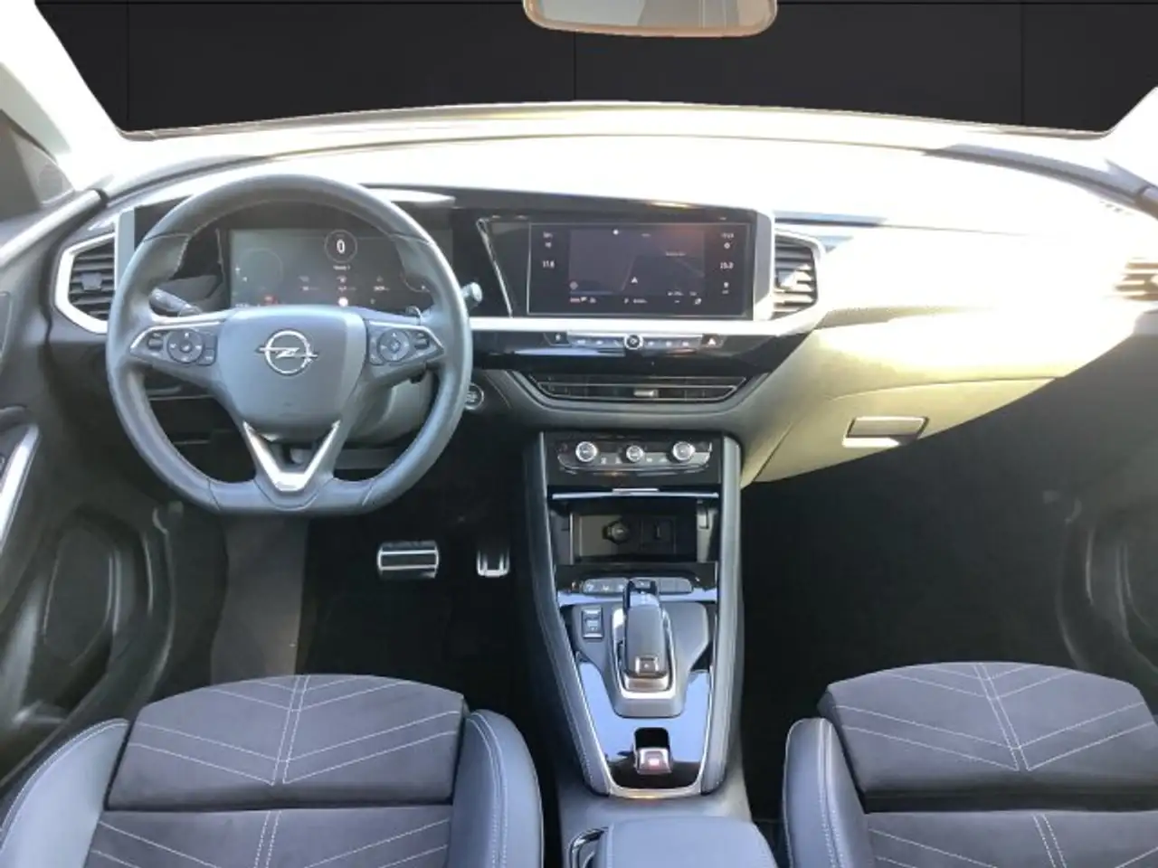 Opel Grandland 1.5 D Elegance Automatik Alcantara SiH, миниатюра 11