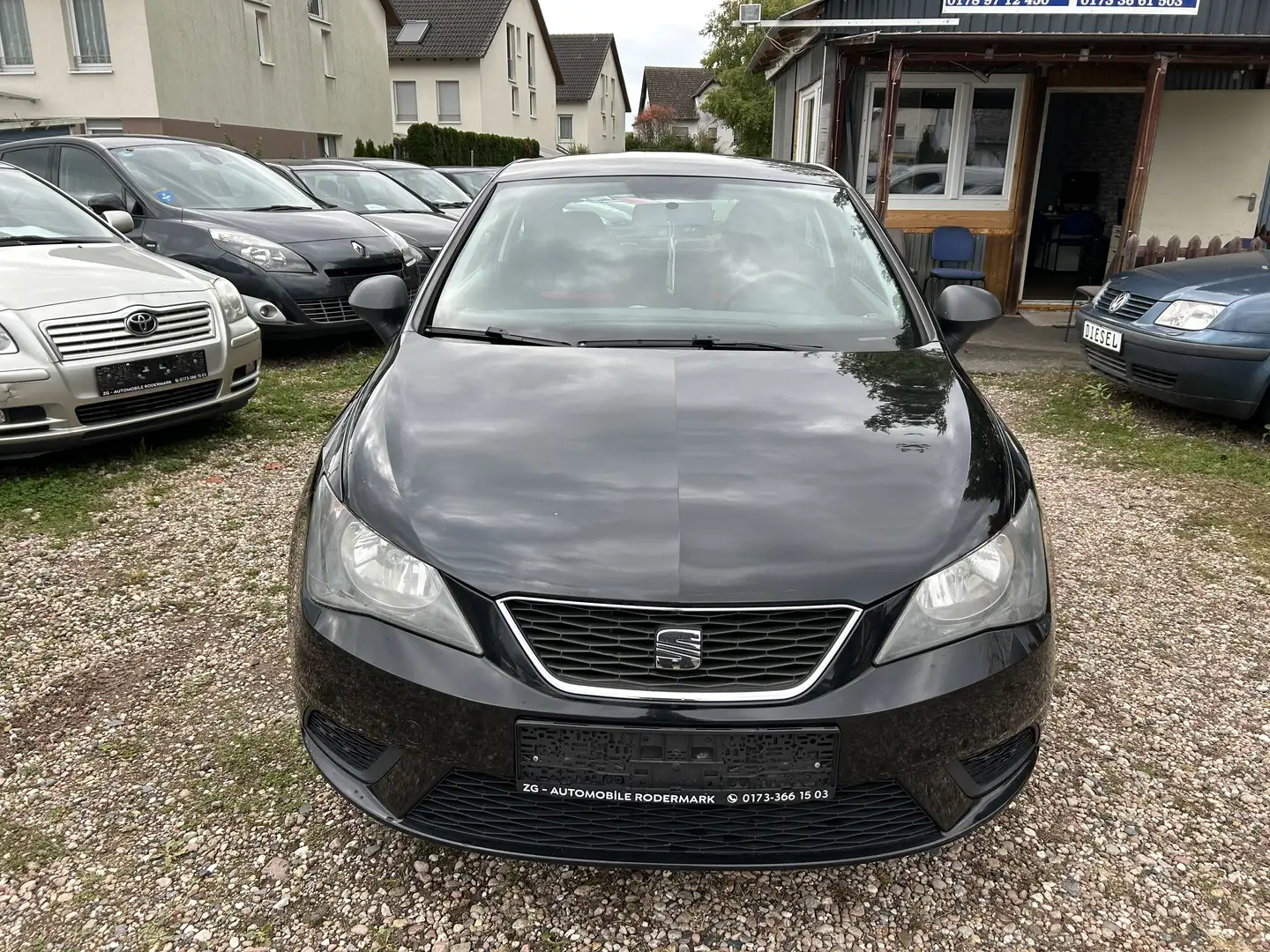 SEAT Ibiza Reference Schwarz - 2