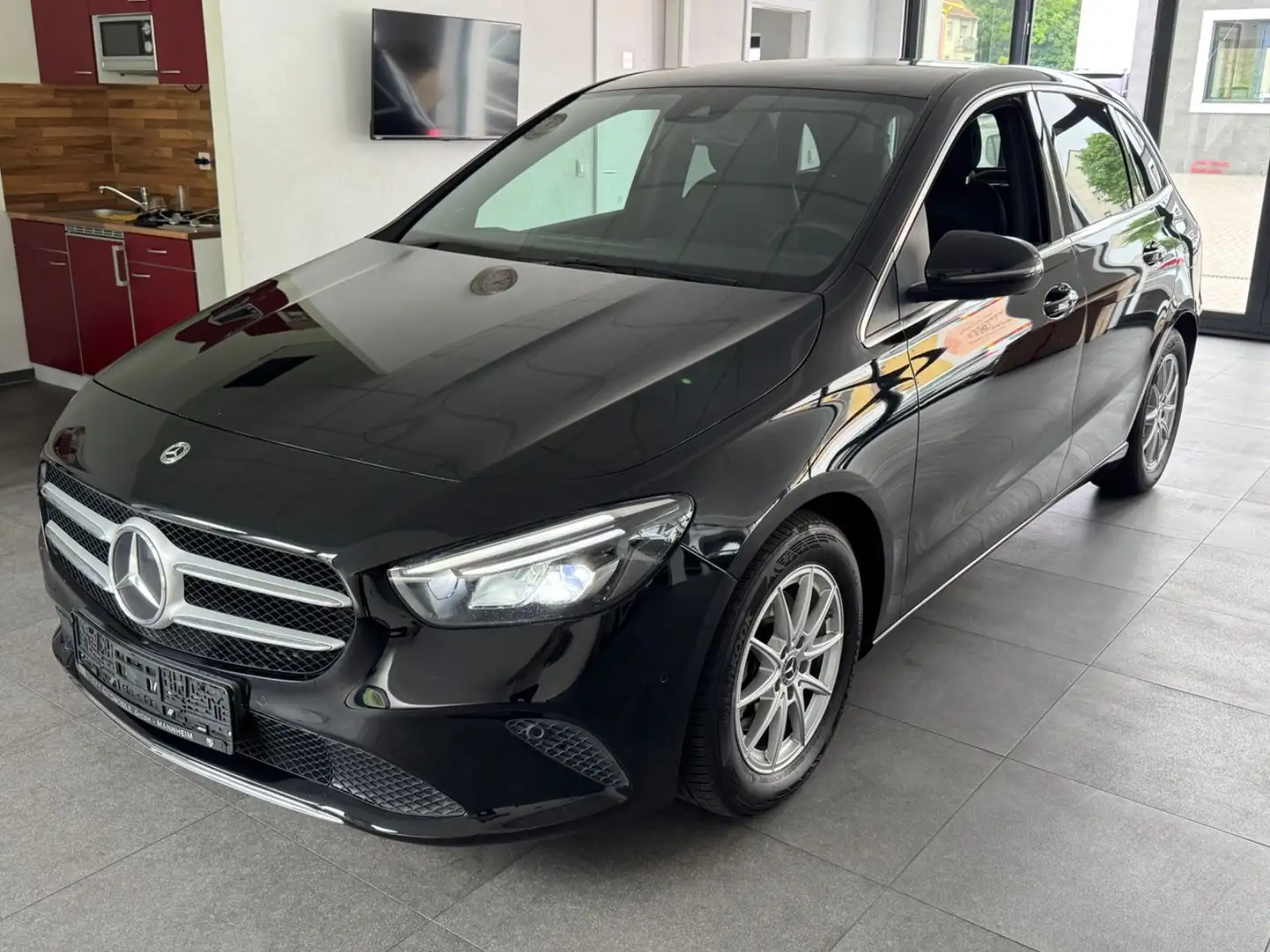 Mercedes-Benz B 200 d -Navi-Kamera-Teilleder-KeylessGo-1.Hand- Schwarz - 1