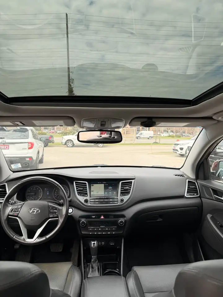 Hyundai TUCSON снимка Hyundai TUCSON