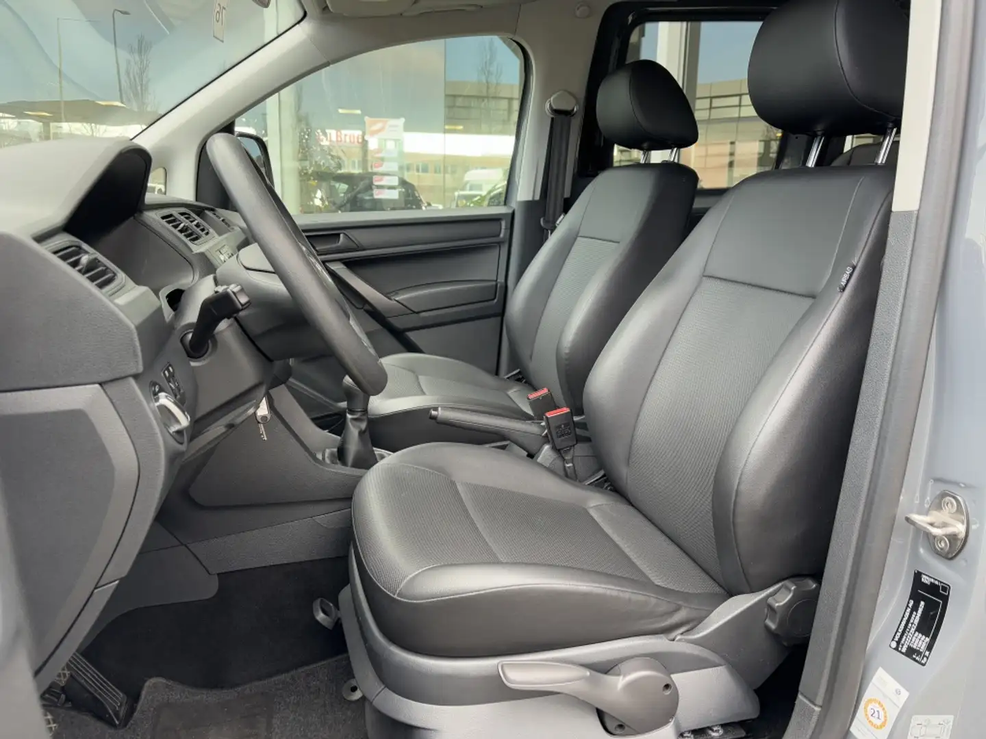 Volkswagen Caddy 1.0 TSI Comfortline Navi Cruise Parkeersensoren Gris - 2