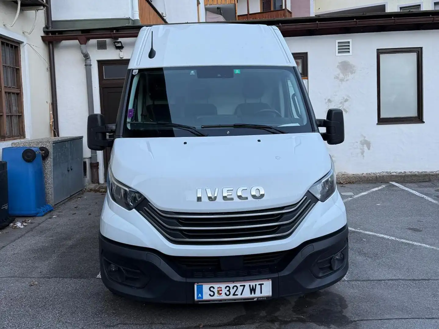 Iveco Daily 35 S 16A8 D Weiß - 1