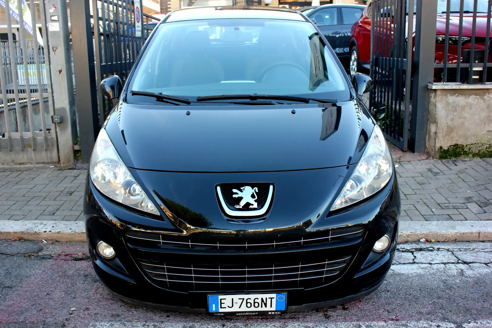 Peugeot 207 1.4 vti 16v 95 cv 5 PORTE *GARANZIA 12 MESI* - 2