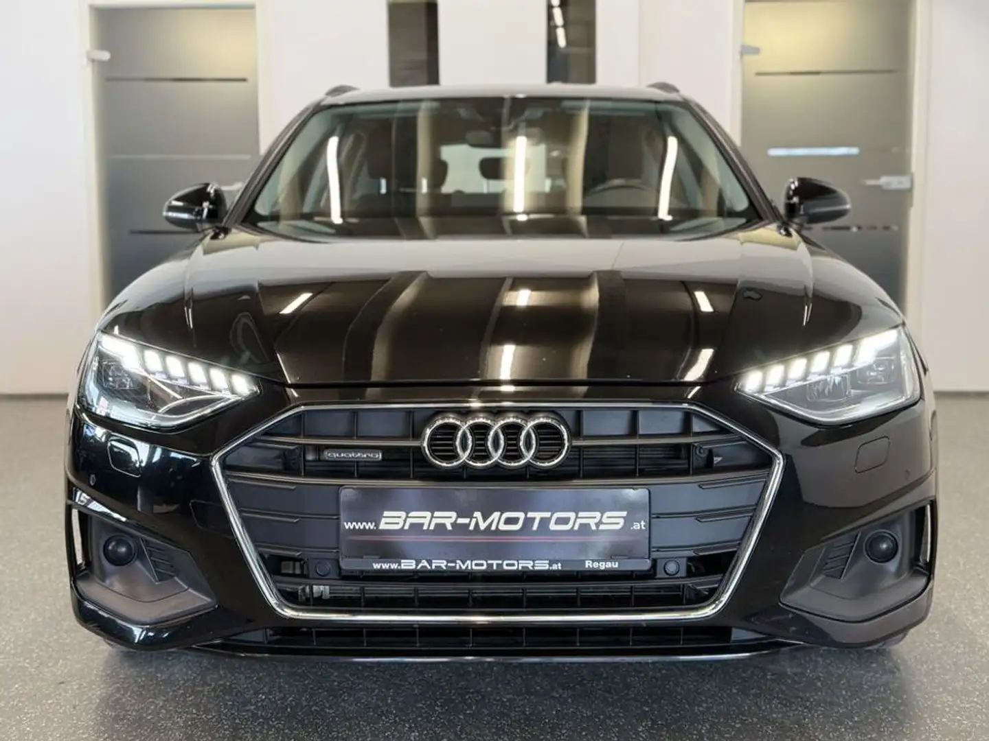 Audi A4 40 TDI SPORT*QUATTRO*LANE*ACC*AHK*PDC*STAND-HZ* Schwarz - 2