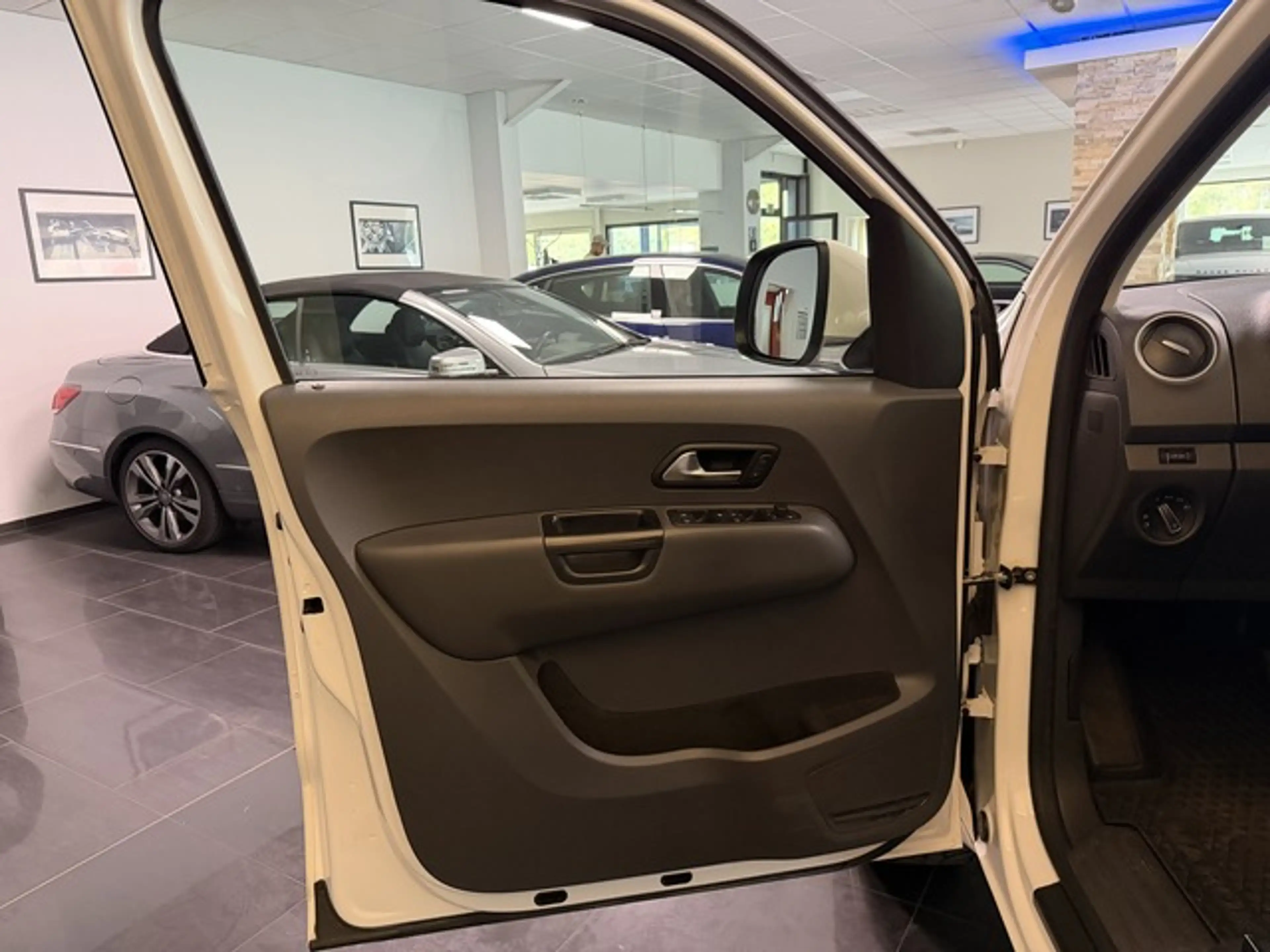 Volkswagen Amarok Highline DoubleCab 4Motion — photo 13