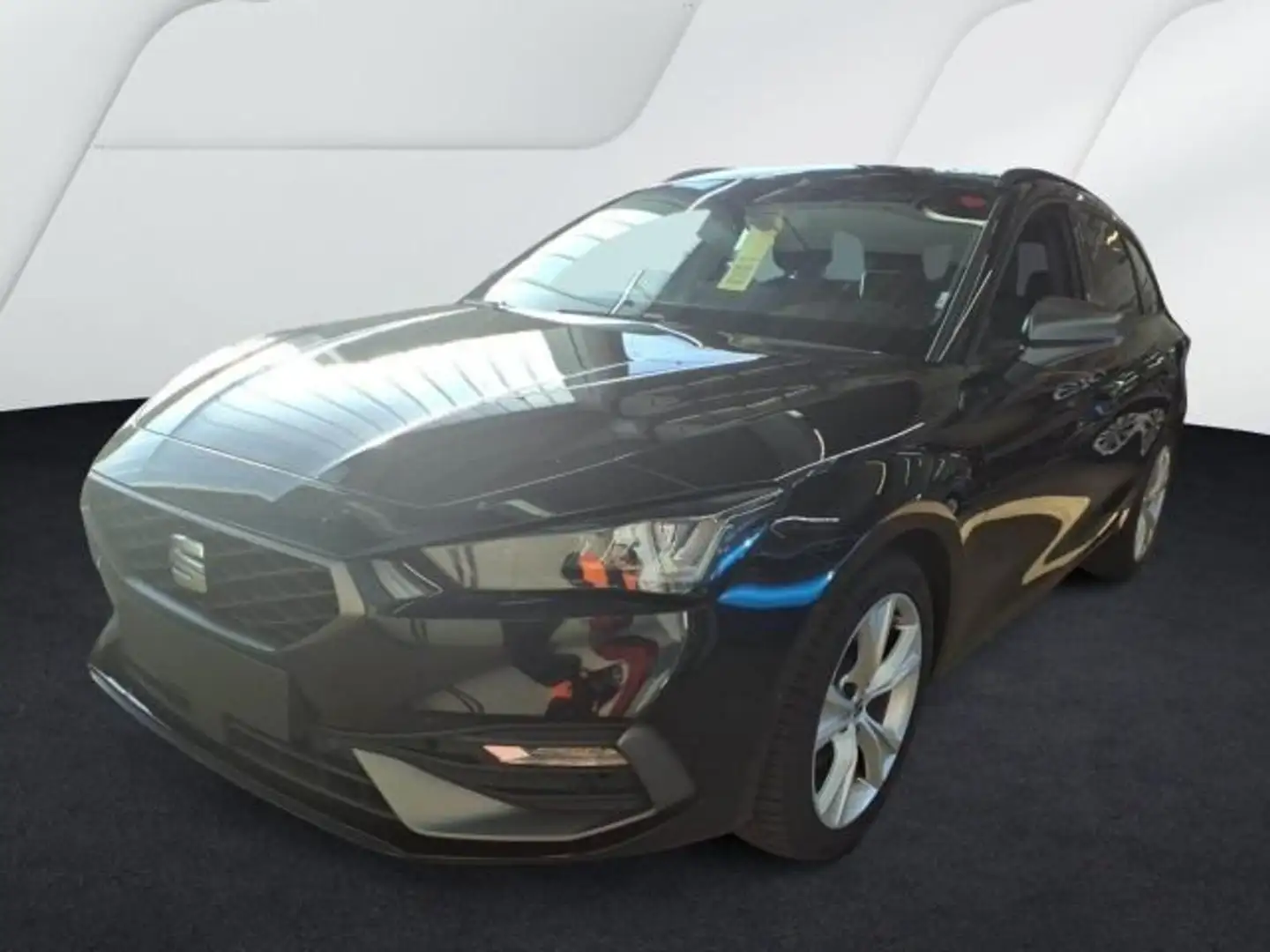 SEAT Leon ST 1.5 eTSI DSG FR LED+NAVI+APP+ACC+SHZ+RFK Schwarz - 2