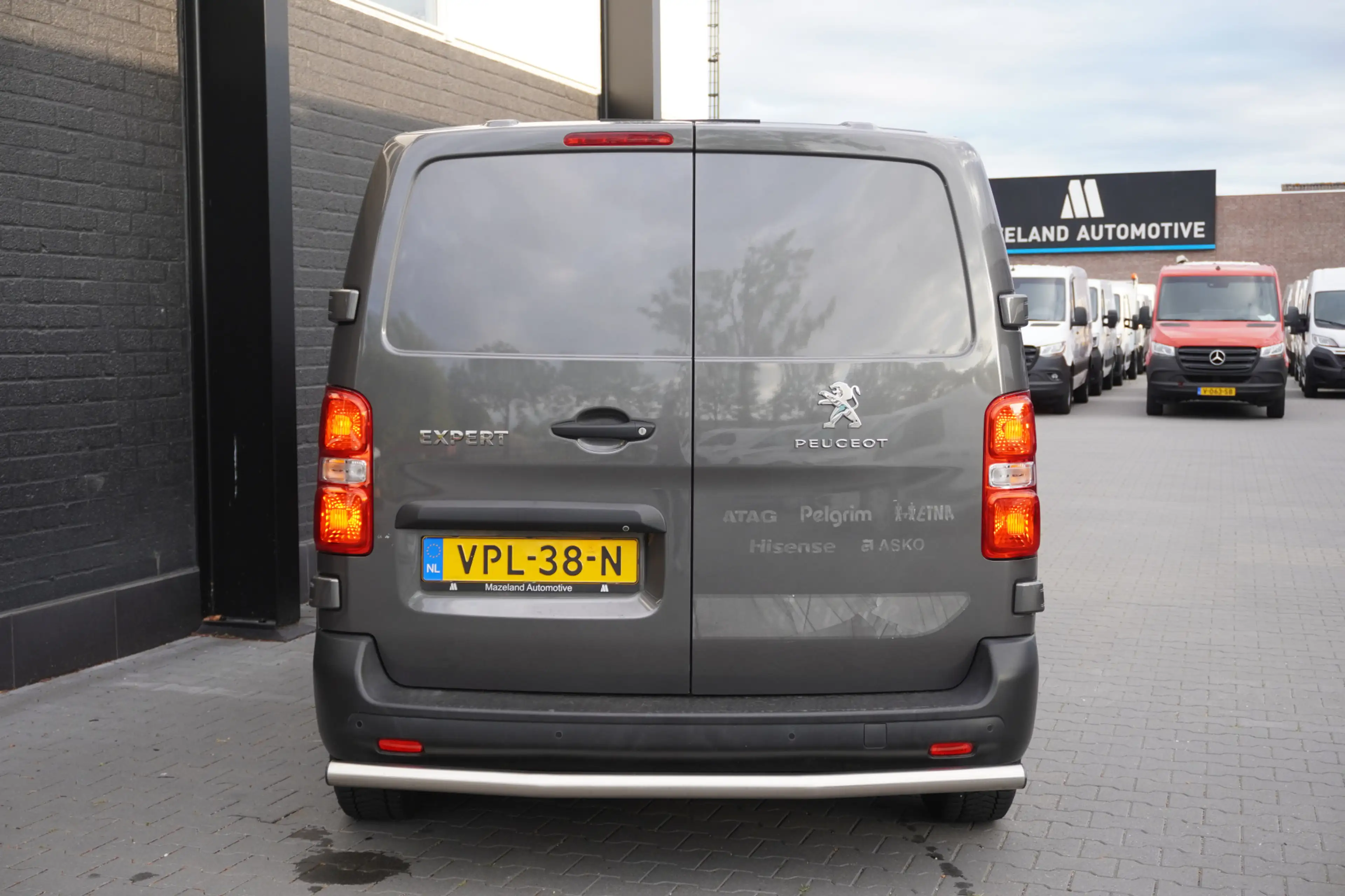 Peugeot Expert 2.0 BlueHDI L2 145PK AUTOMAAT EURO 6 - Airco - PDC — photo 7