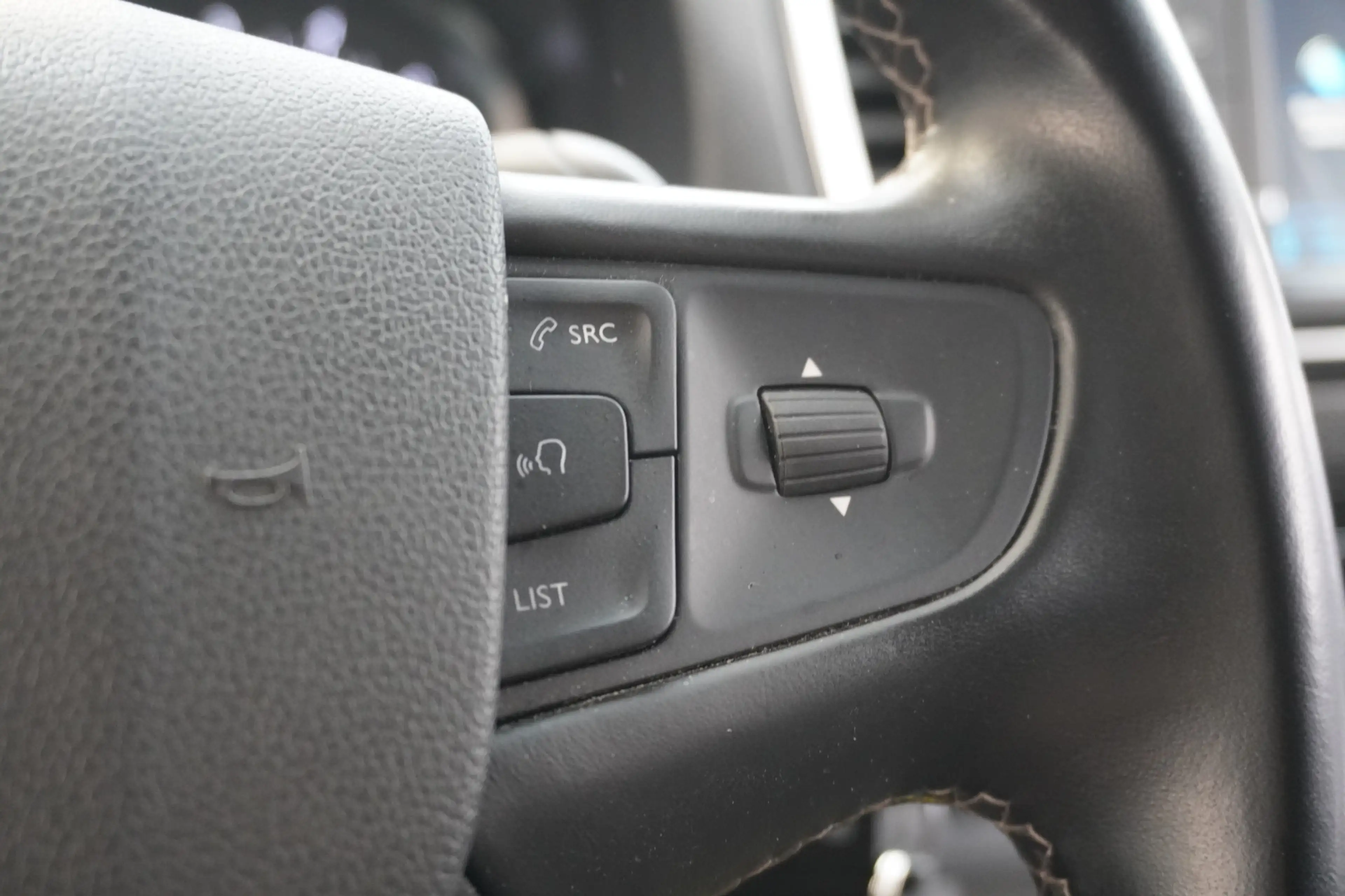 Peugeot Expert 2.0 BlueHDI L2 145PK AUTOMAAT EURO 6 - Airco - PDC — photo 15