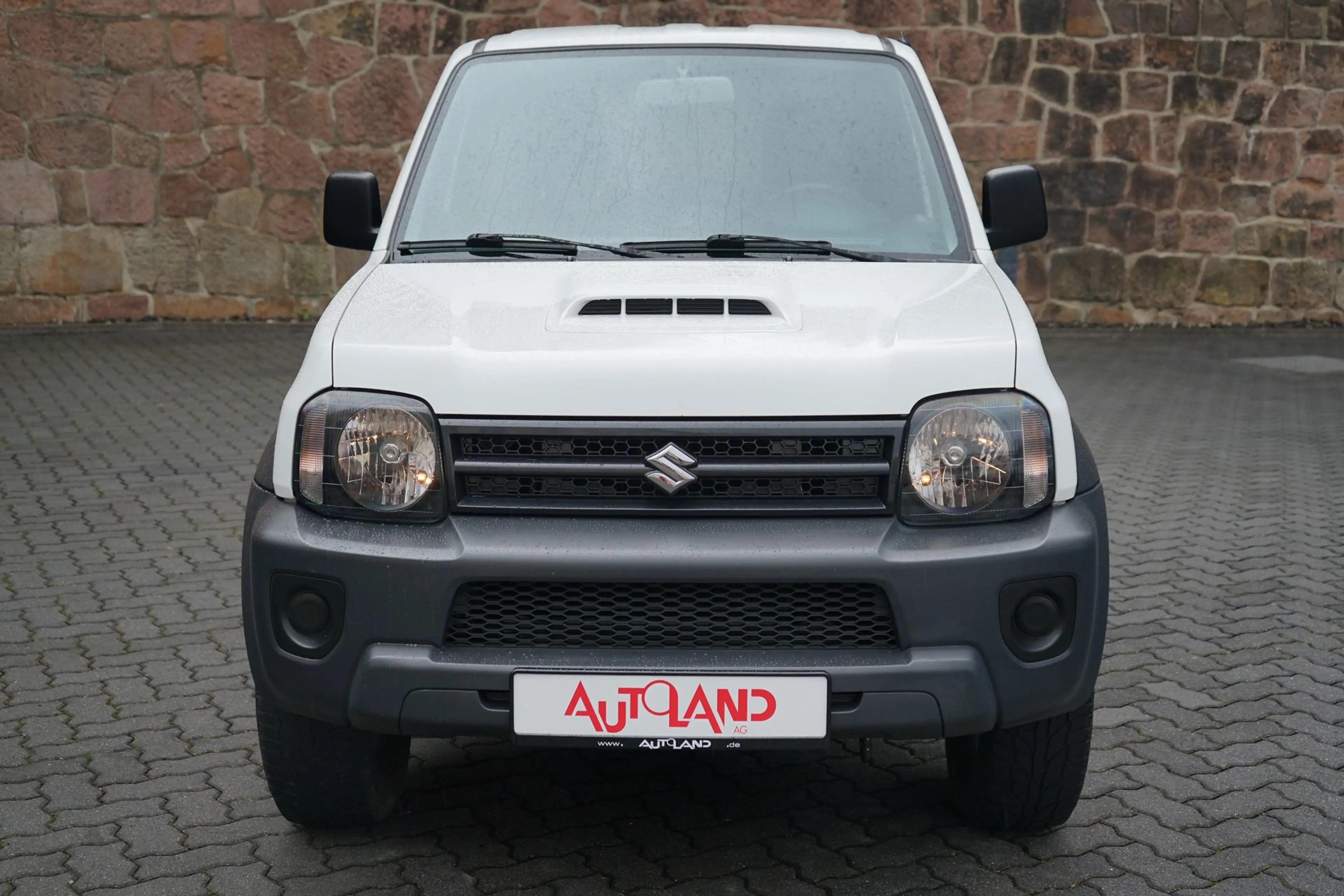 Suzuki Jimny 1.3 Club 4x4 AHK Bluetooth — photo 9