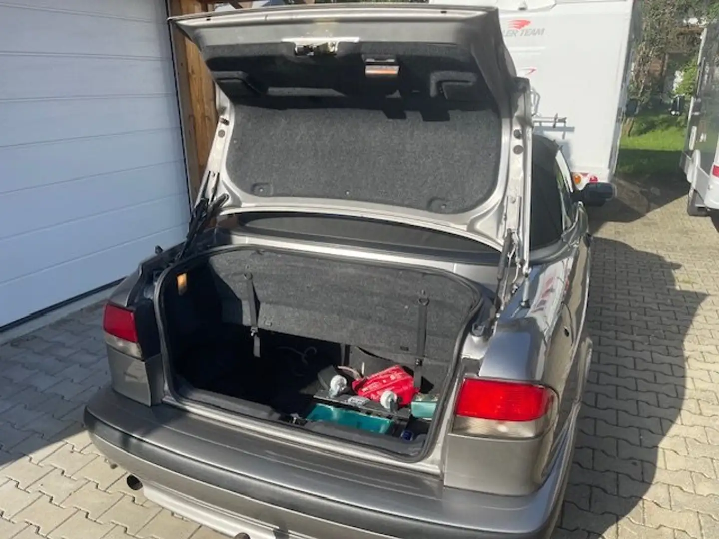 Saab 900 900+2.3i+Cabrio+SE Stříbrná - 1