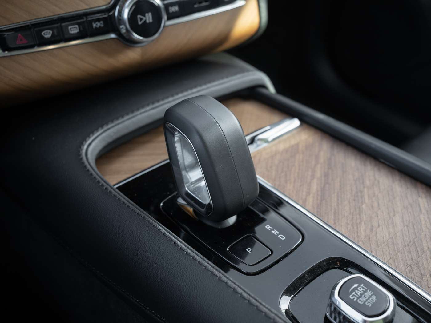 2023 Volvo XC90 PLUS BRIGHT THEME thumb 16