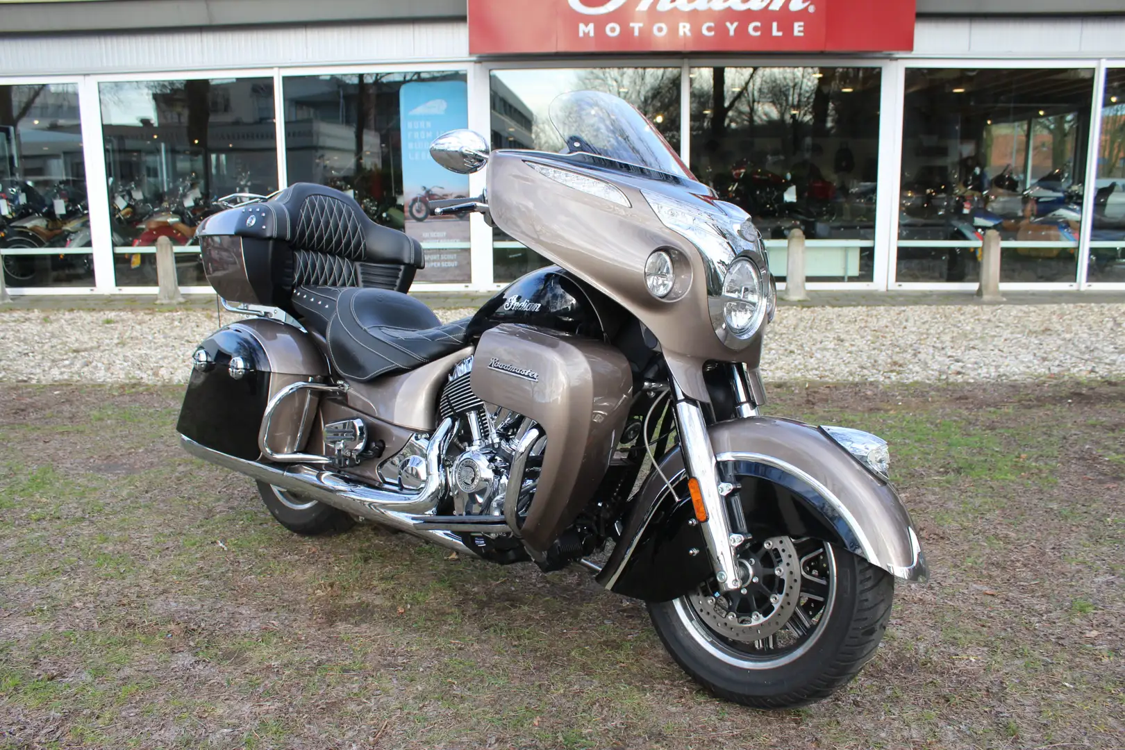 Indian Roadmaster Oro - 2