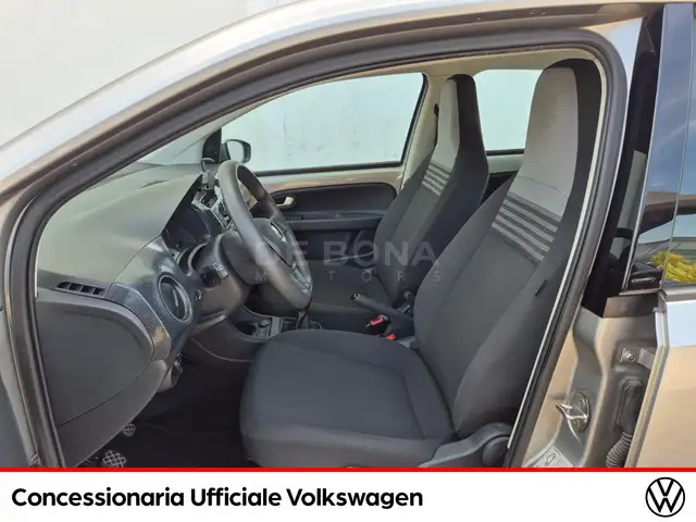 Volkswagen Up! view 7
