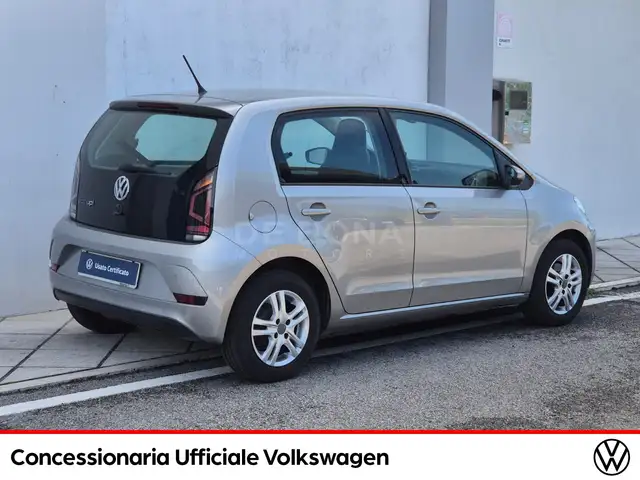 Volkswagen Up! view 4