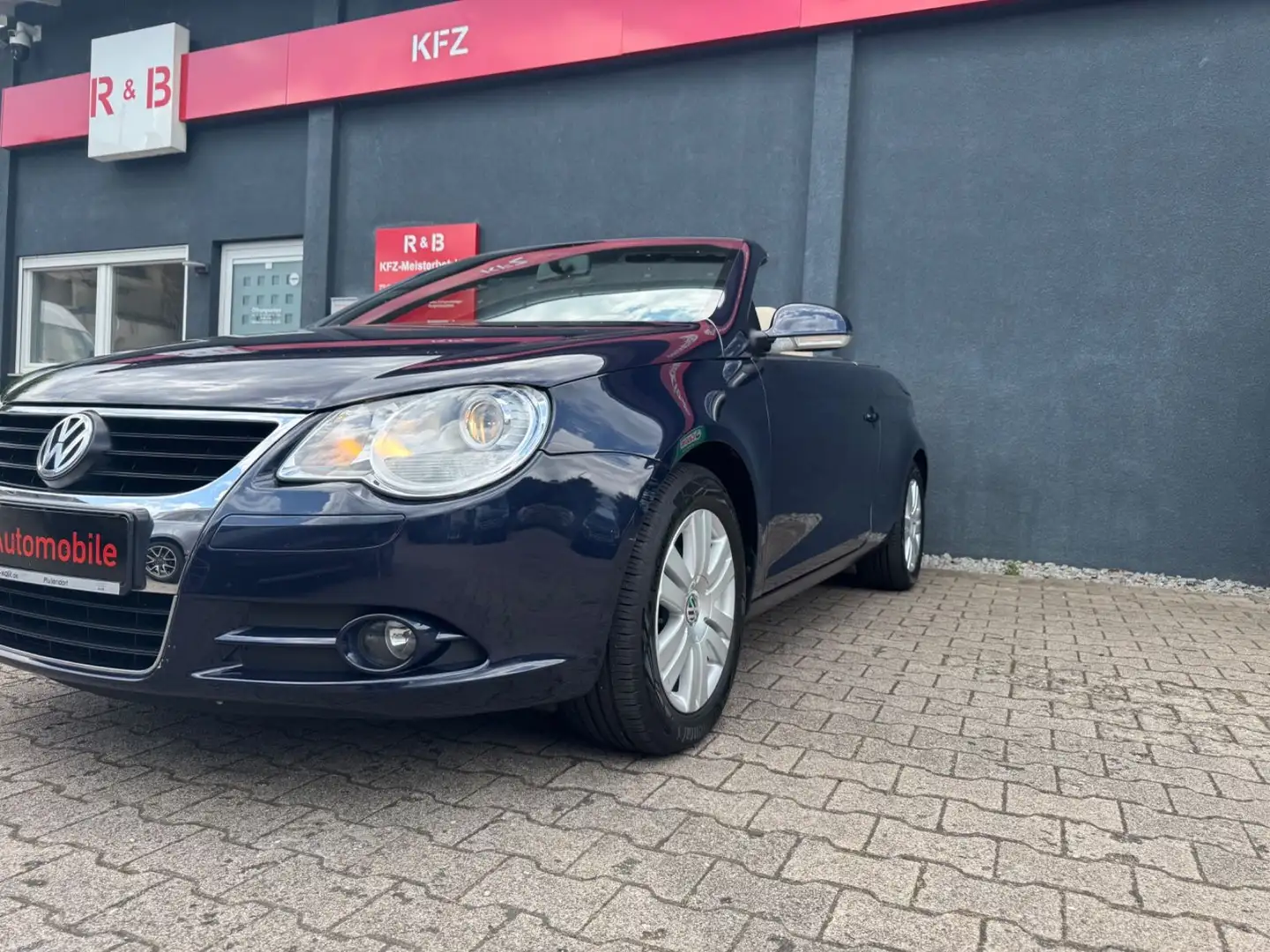 Volkswagen Eos 2.0* Leder*Pano*Cabrio*33771*Km*Tüv Neu! Bleu - 2