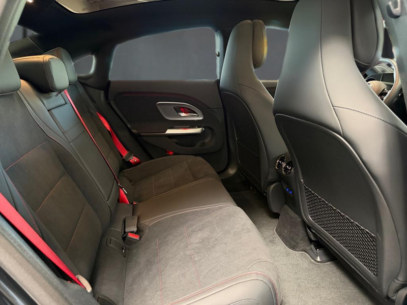 Mercedes-Benz CLA 250 + AMG+MBUX+PANO+DISTR+TOTW+NIGHT+AMBIENTE — photo 12