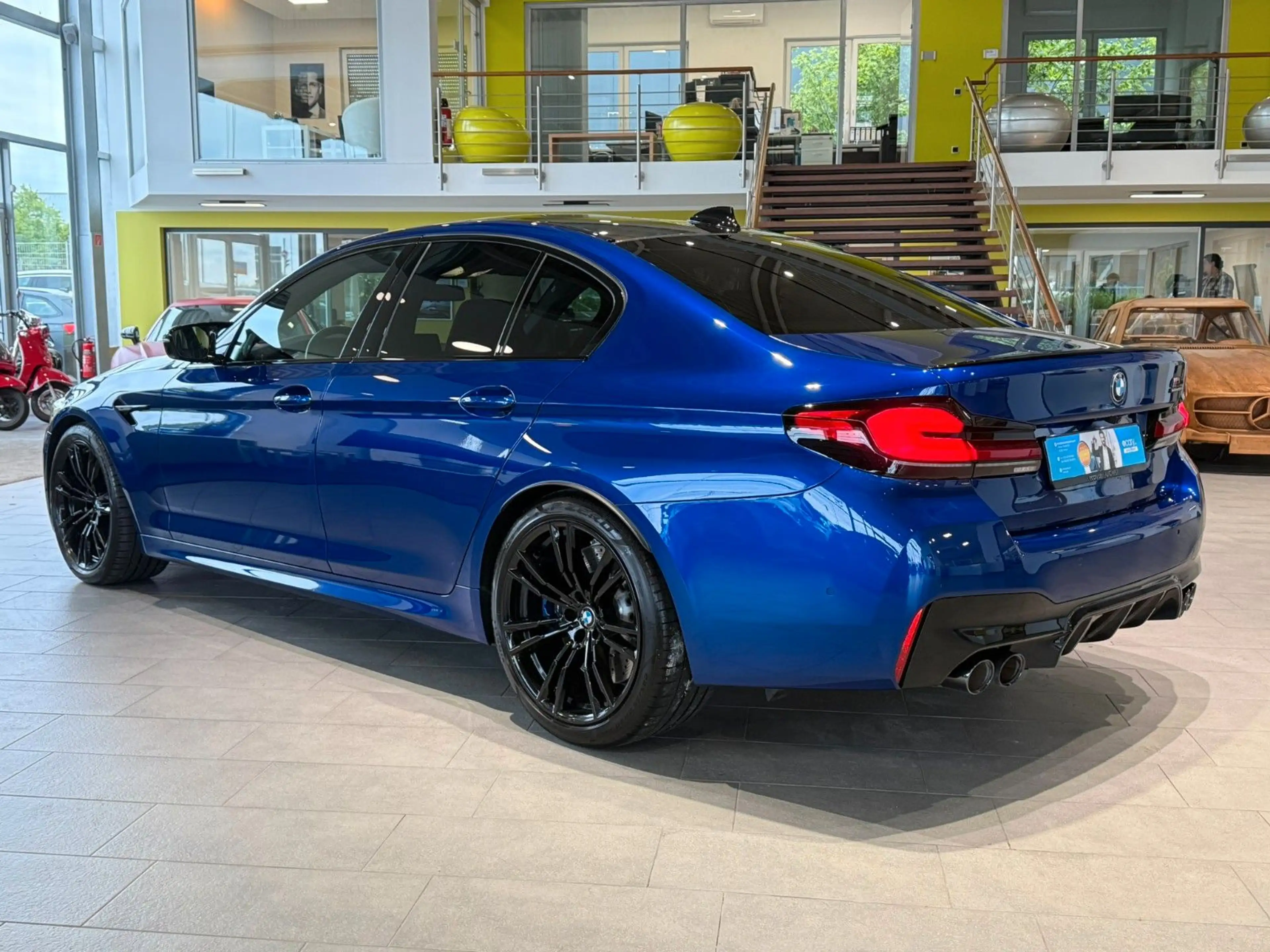 BMW M5 Limousine Competition*HUD*H/K*Ambiente*xDrive — photo 4