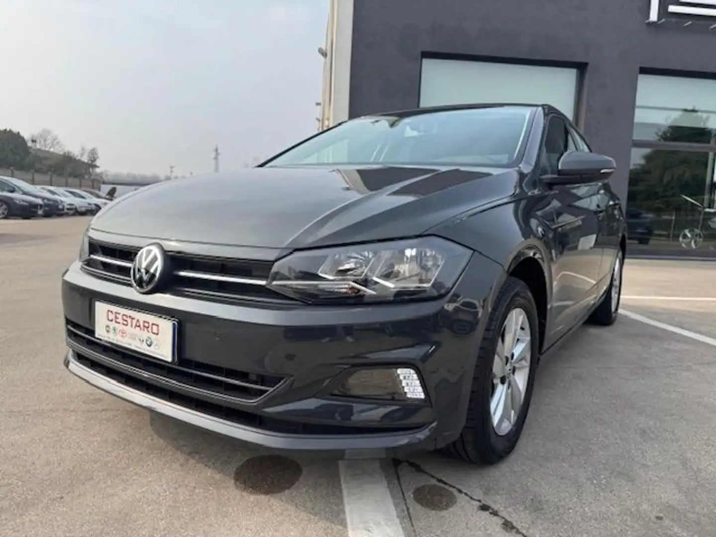 Volkswagen Polo 1.6 TDI 95 CV DSG 5p Comfortline BlueMotion Tech. Gris - 1