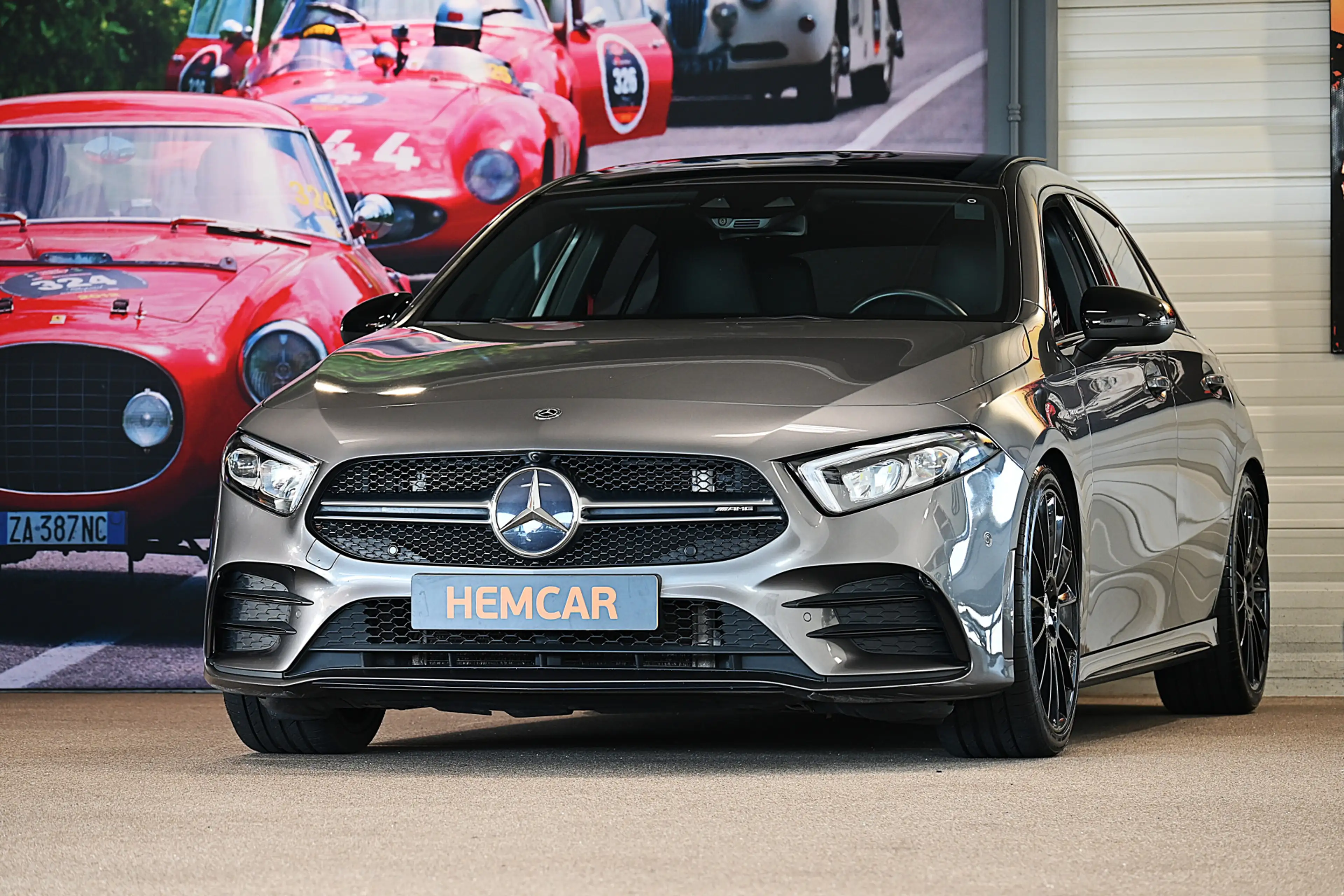 Mercedes-Benz A 35 AMG 4MATIC Advantage — photo 9